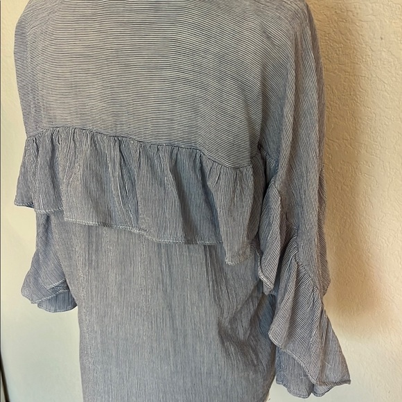 Anthropologie -Maeve Blue & white Ruffled Blouse with Bell Sleeves - Picture 7 of 7